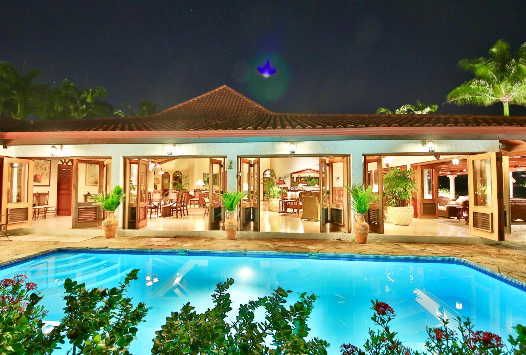Casa Nostra Resort By Klabhouse La Romana Exterior photo
